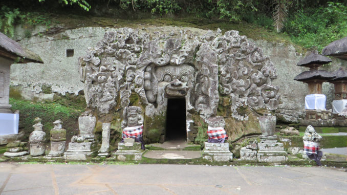 Goa Gajah (Tempel und Elefantenhöhle)
